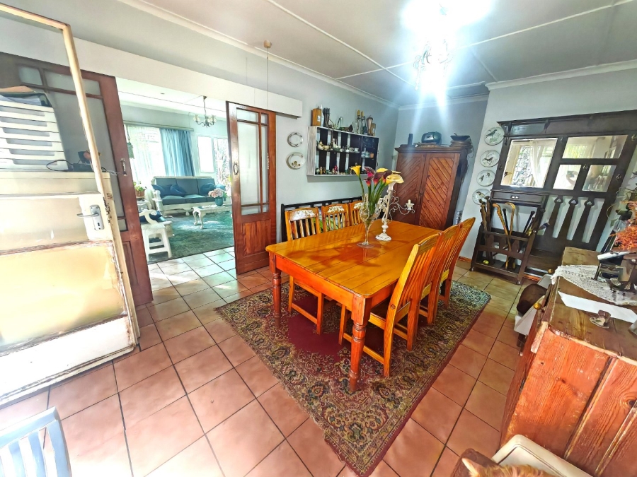 8 Bedroom Property for Sale in Fleurdal Free State